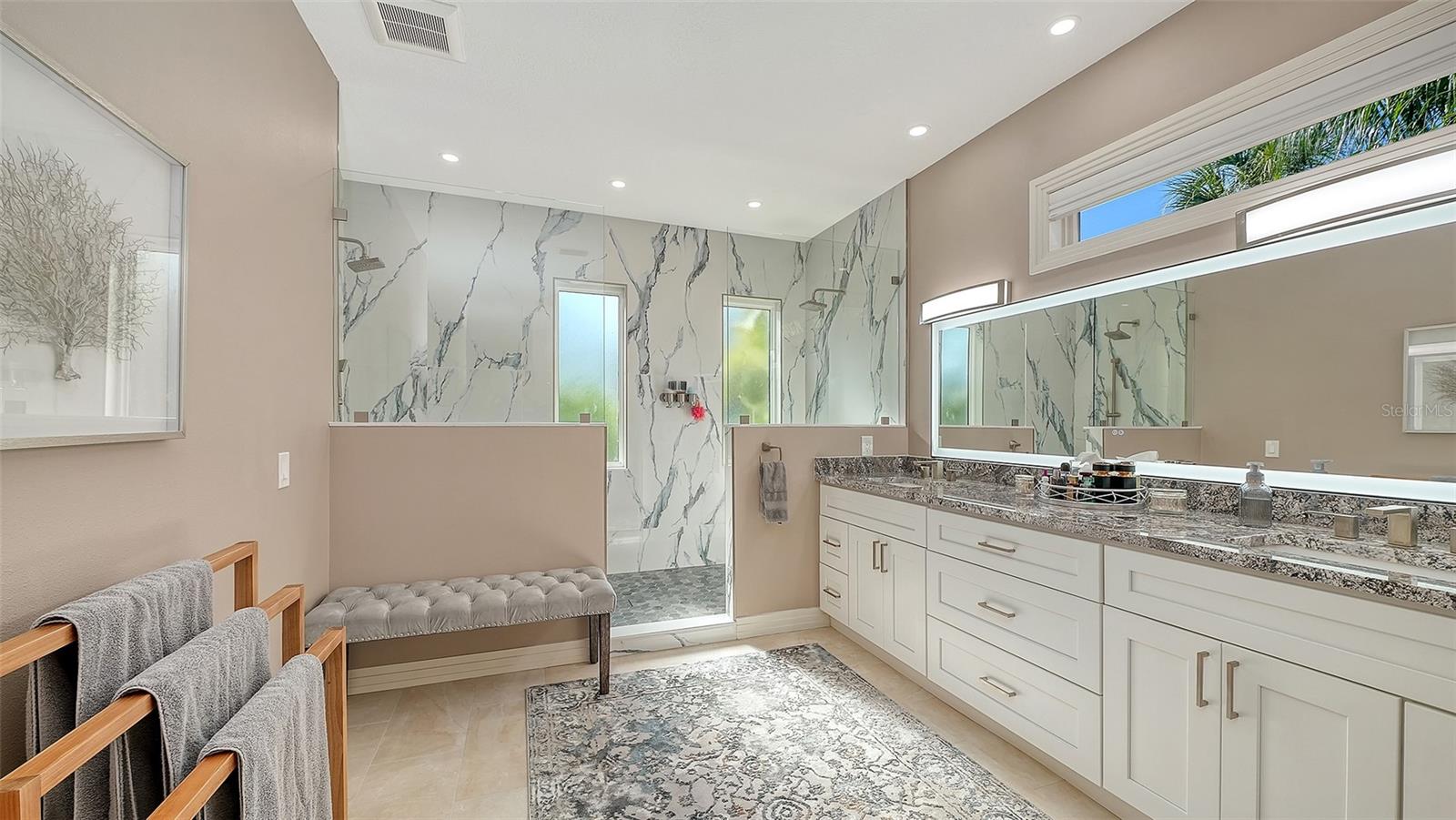 BAY ISLES - Residential