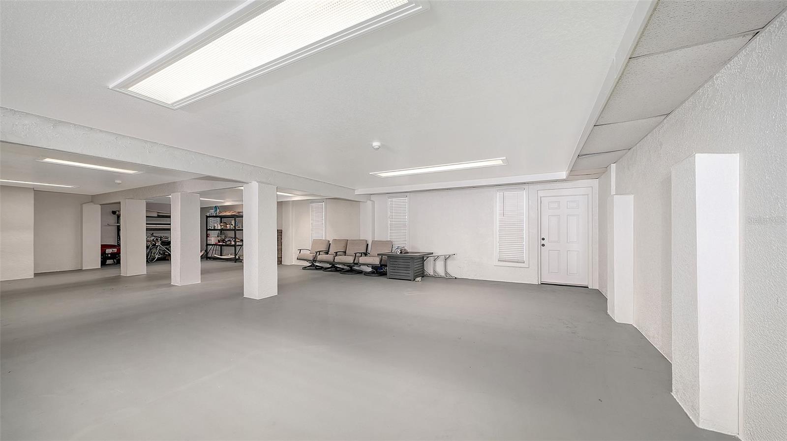 BAY ISLES - Residential