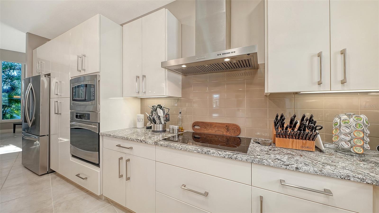 BAY ISLES - Residential