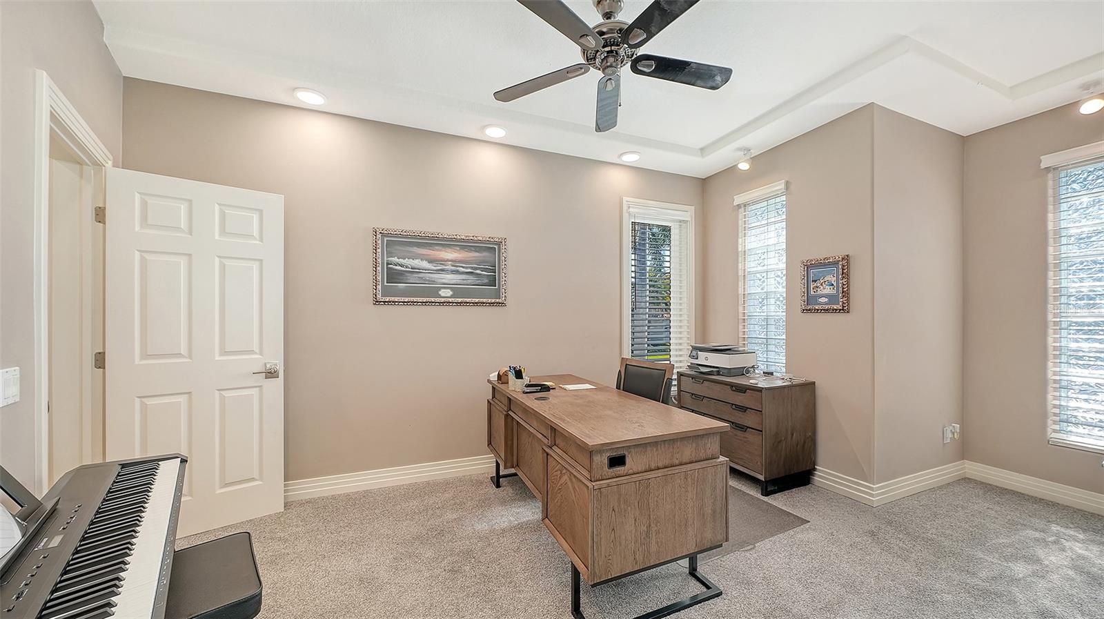 BAY ISLES - Residential