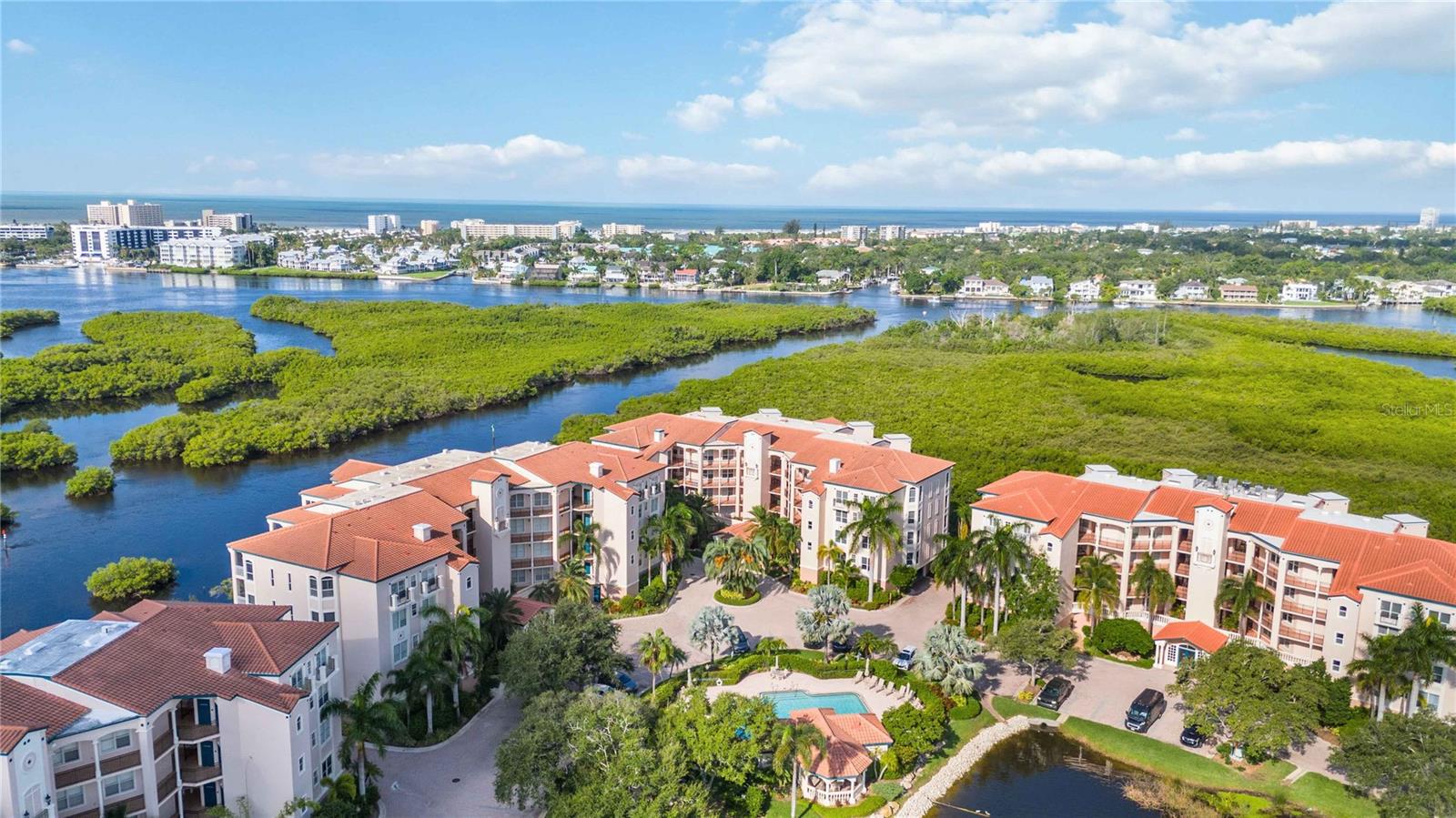 EAGLES POINT AT THE LANDINGS 2 - Residential