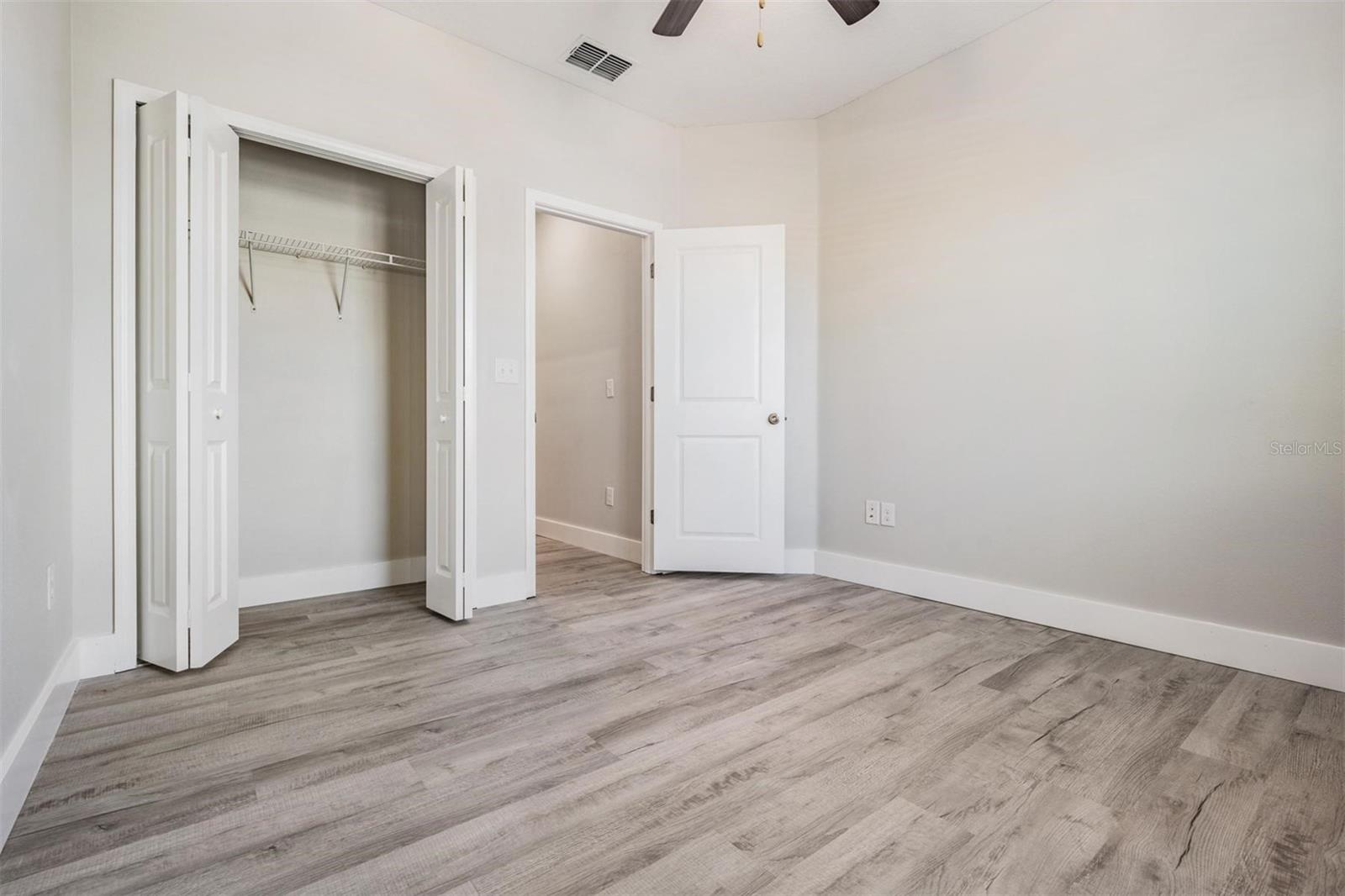 EPPERSON NORTH TWNHMS PH 4 - Residential Lease