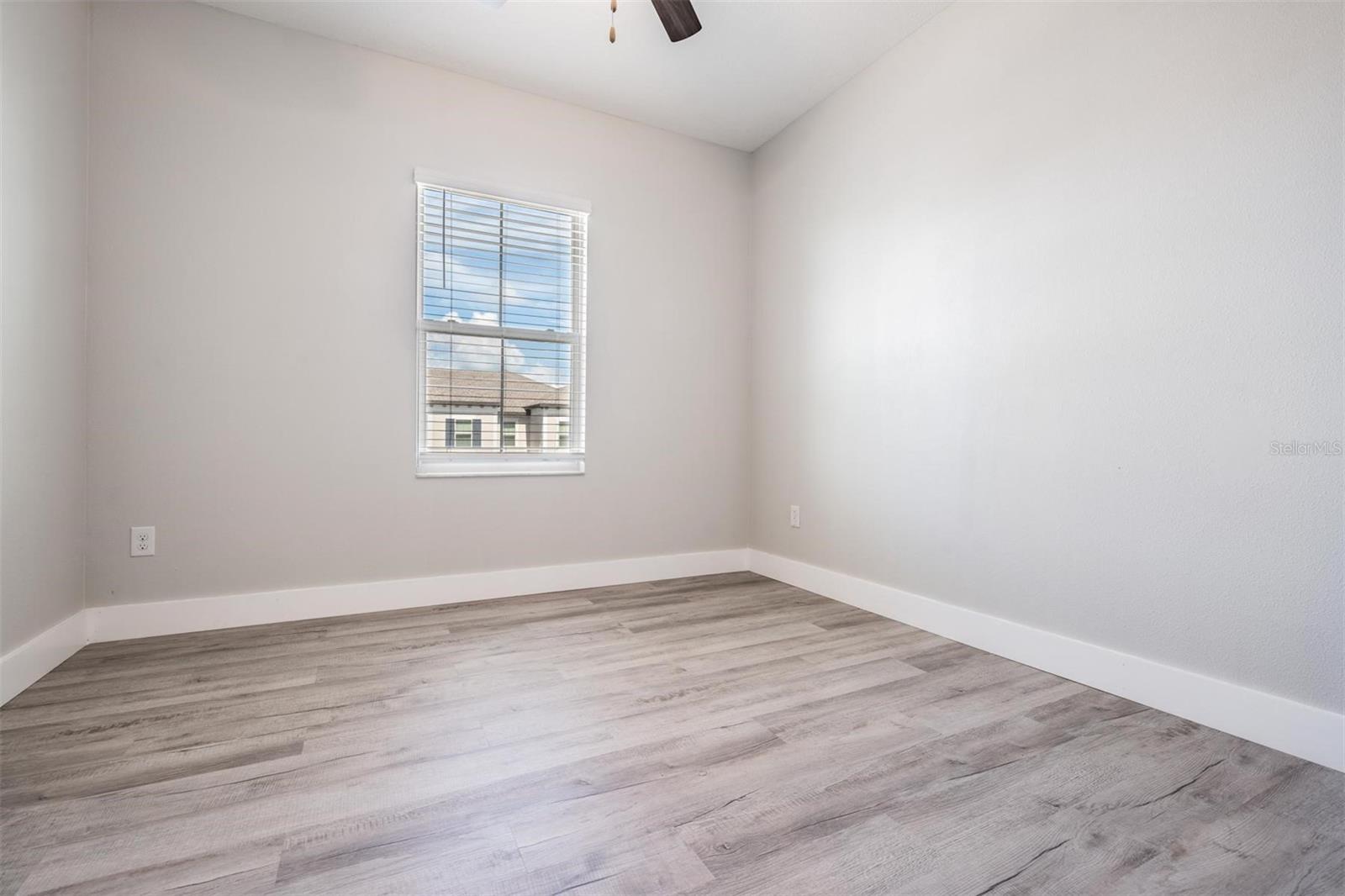 EPPERSON NORTH TWNHMS PH 4 - Residential Lease