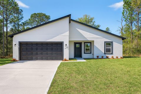 Photo of 8002 N Maltese Drive, Dunnellon, FL 34433 (MLS # O6364354)