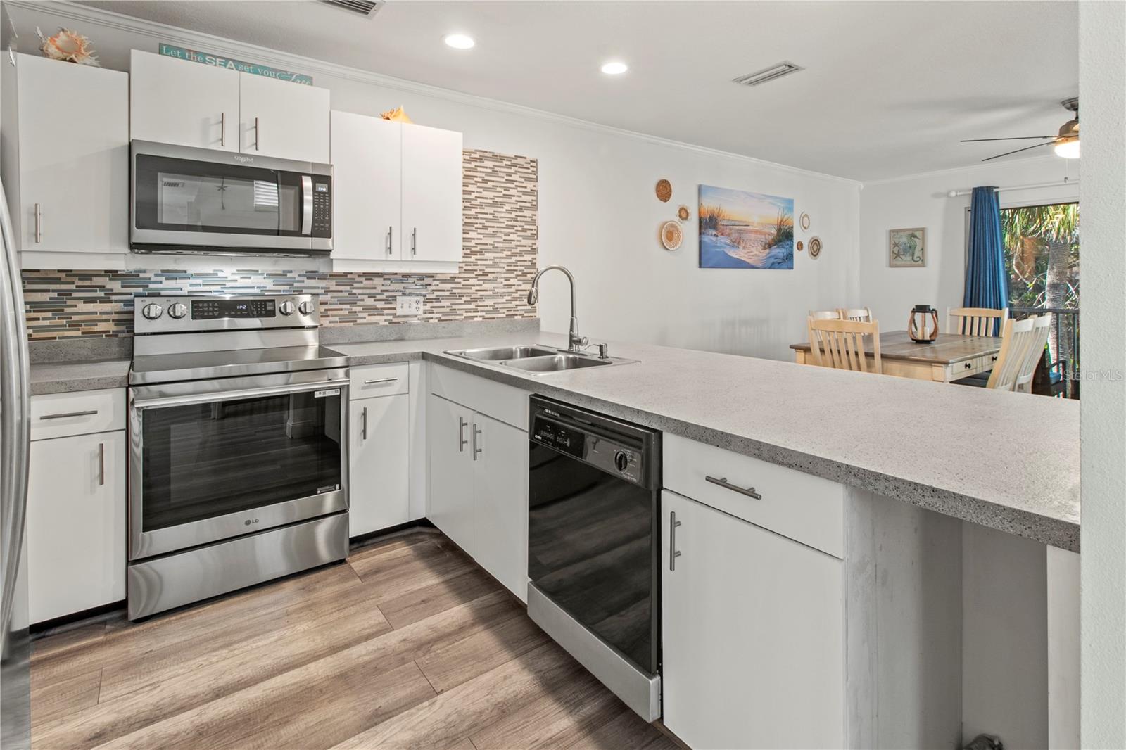 NORTH BEACH VILLAGE II - Residential