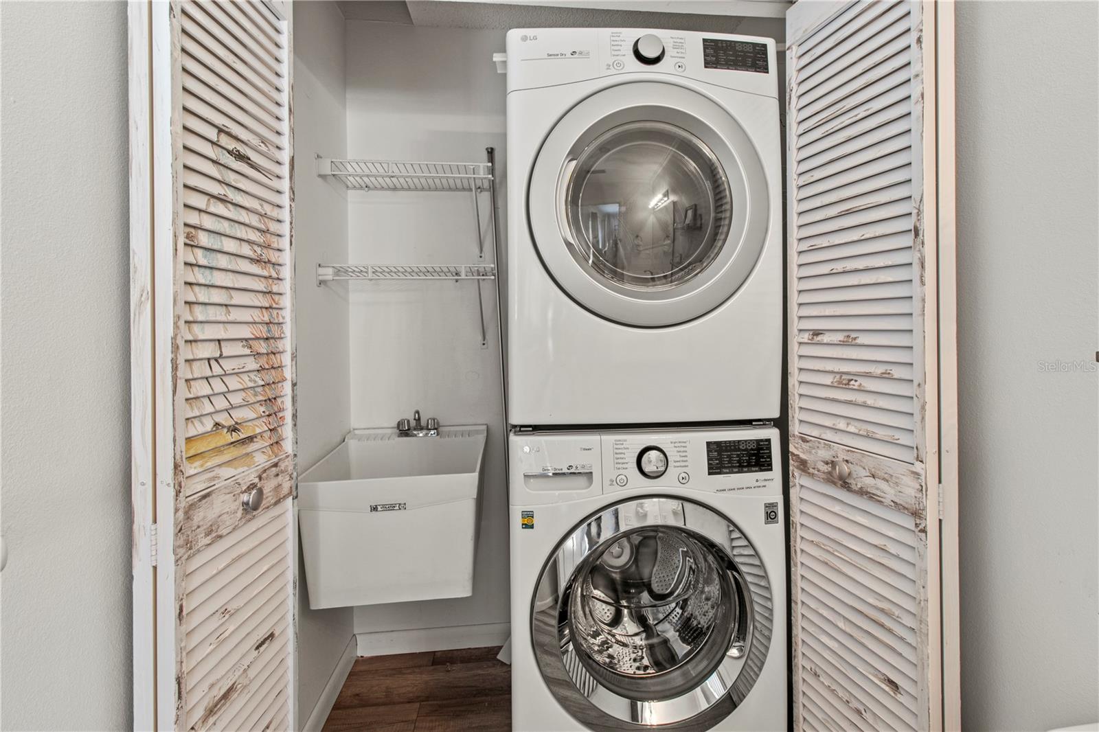 NORTH BEACH VILLAGE II - Residential