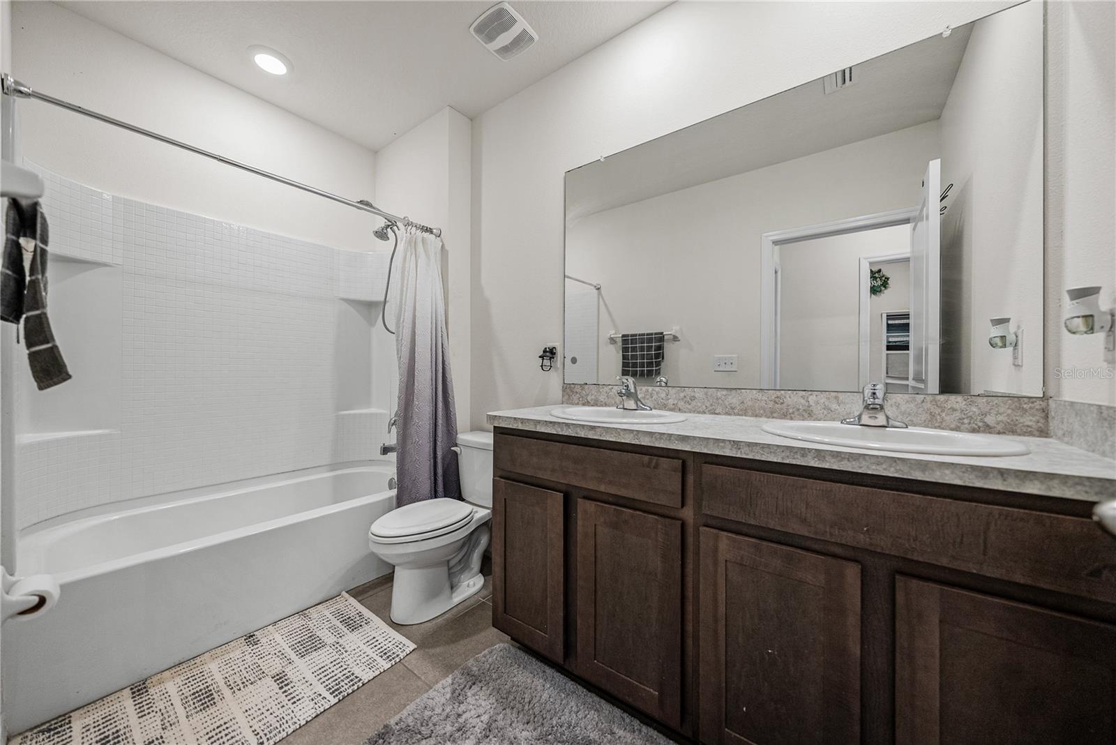 MIRADA PRCL 17-1 - Residential