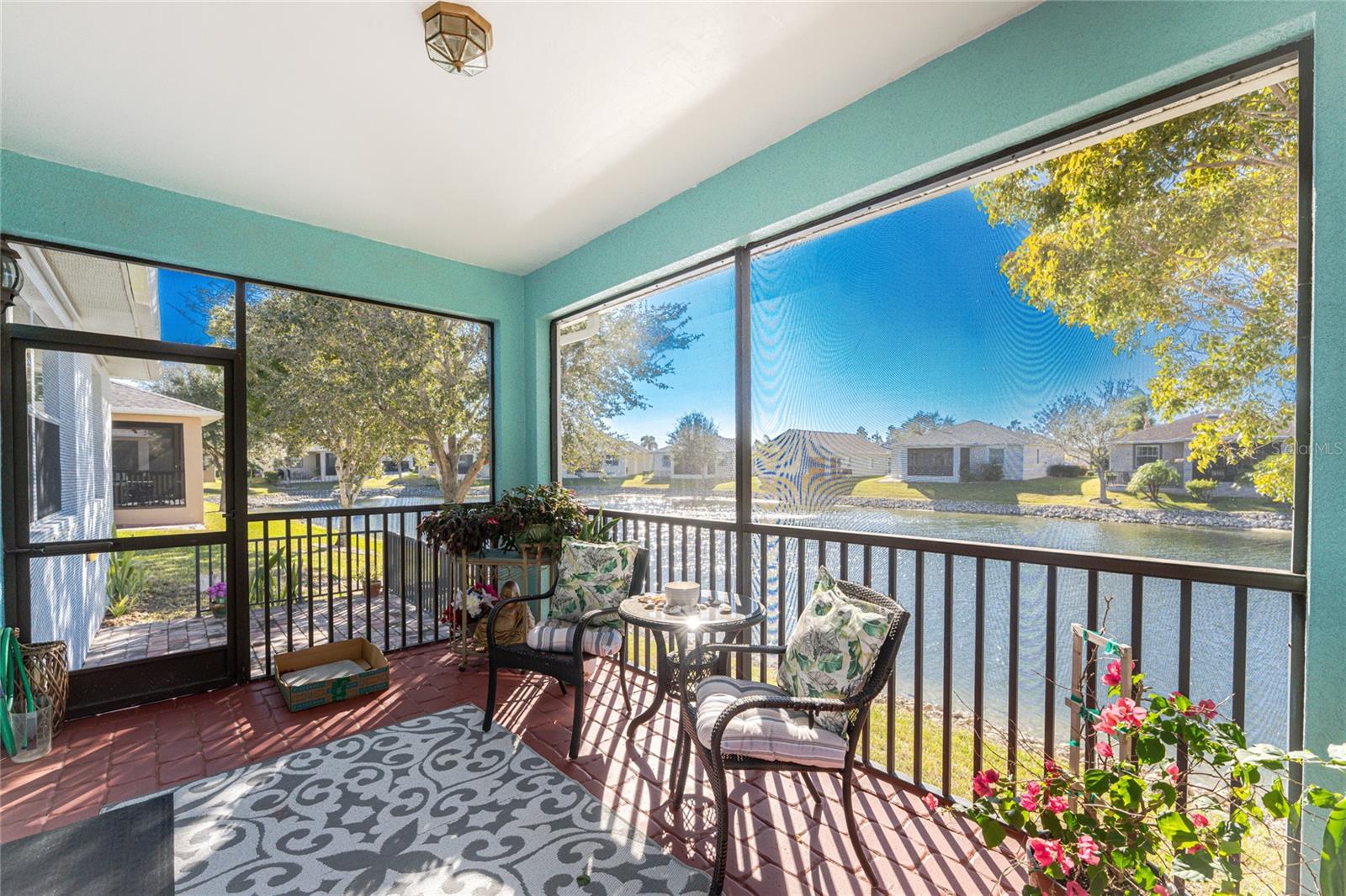 RIO VILLA LAKES - Residential