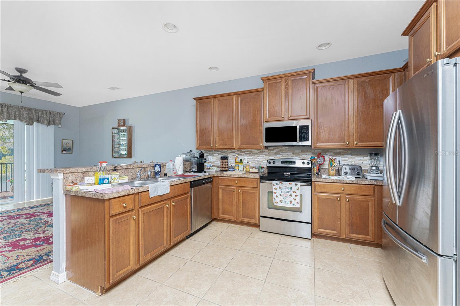 RIO VILLA LAKES - Residential