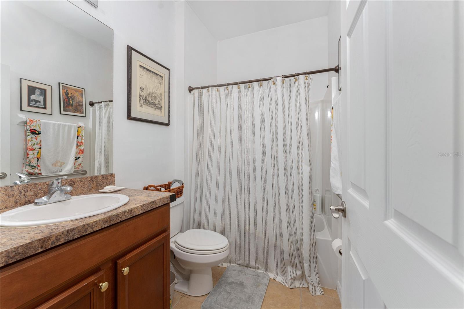 RIO VILLA LAKES - Residential