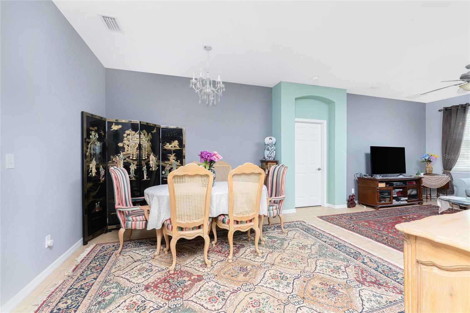 RIO VILLA LAKES - Residential