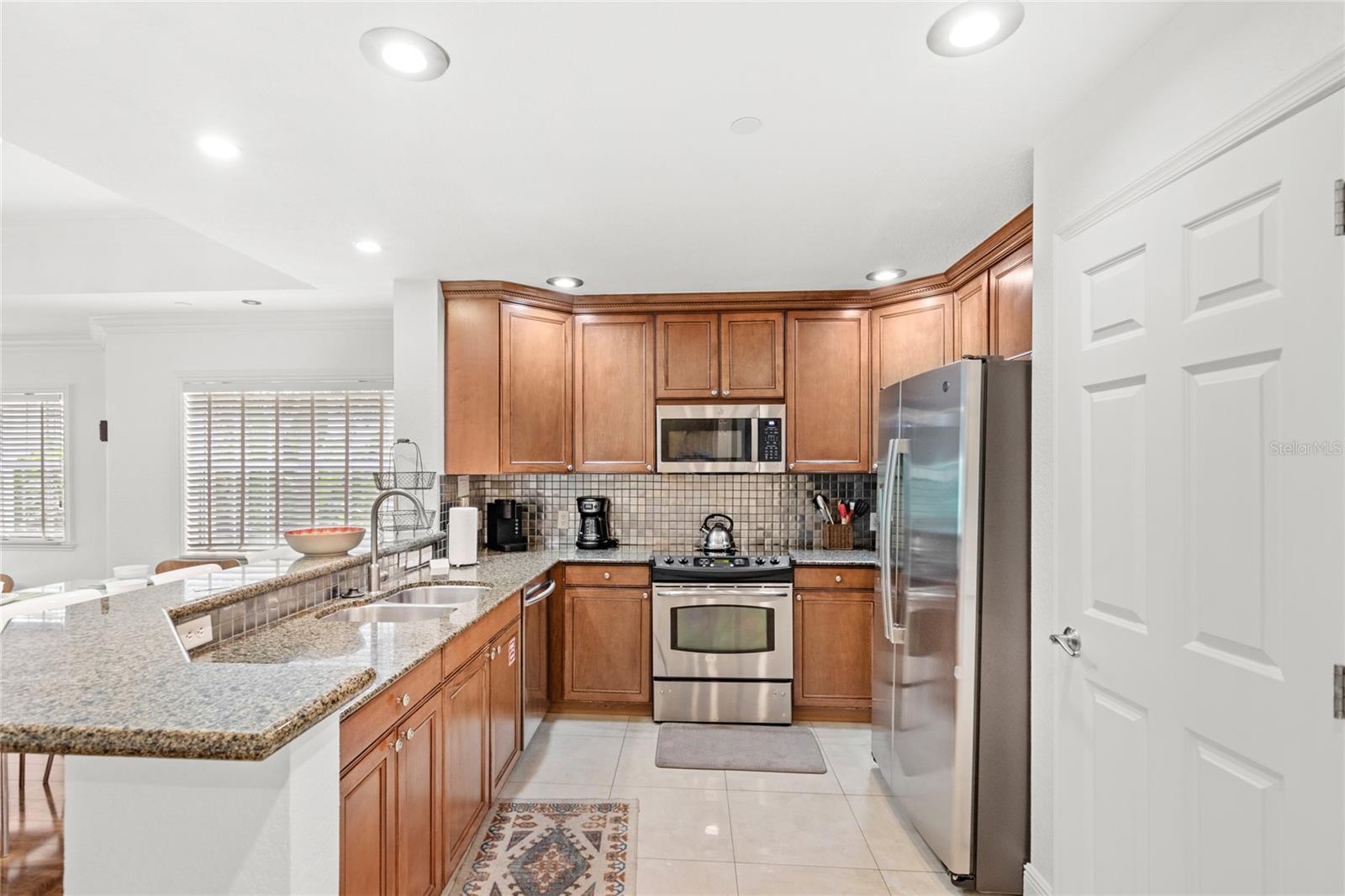 VILLAS AT REUNION SQUARE CONDO PH 3 - Residential