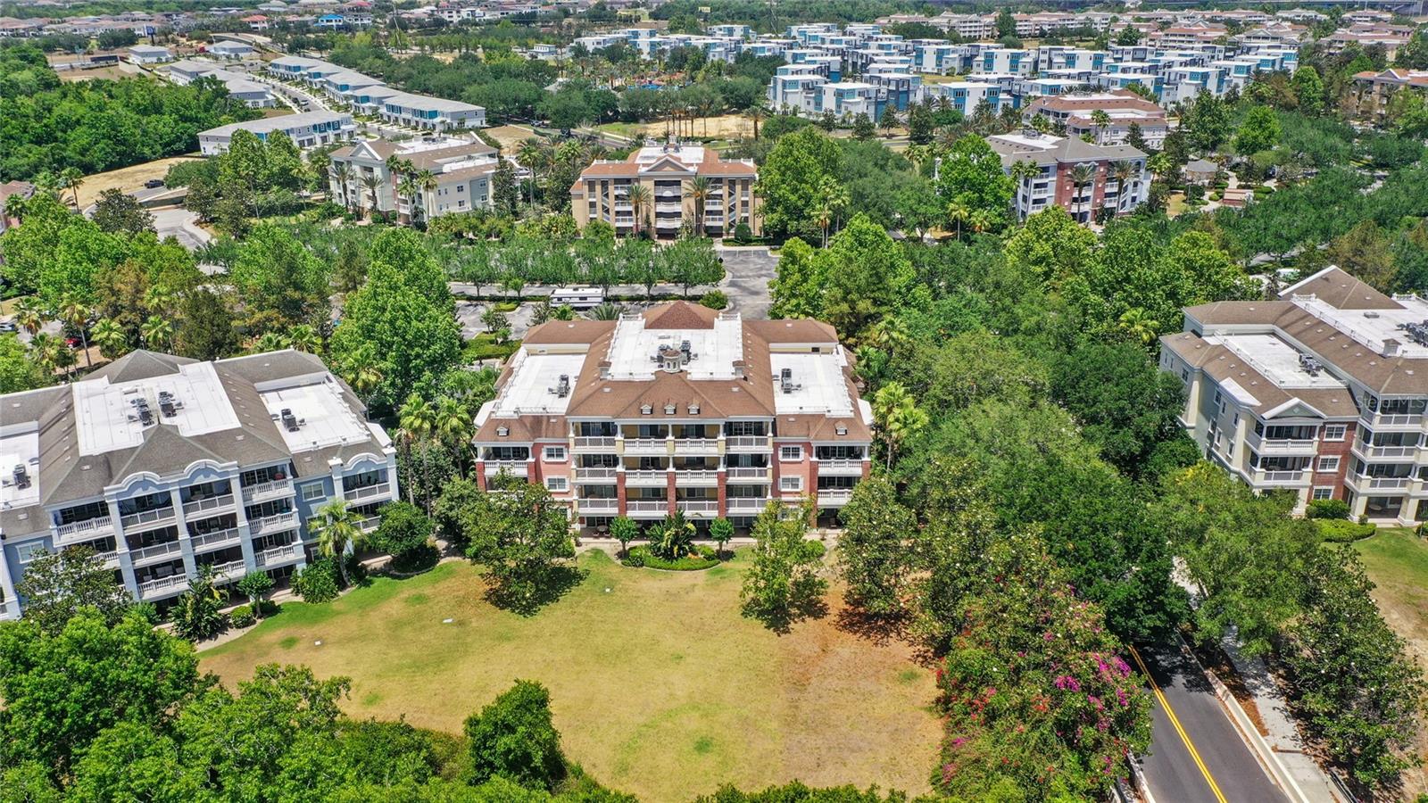 VILLAS AT REUNION SQUARE CONDO PH 3 - Residential