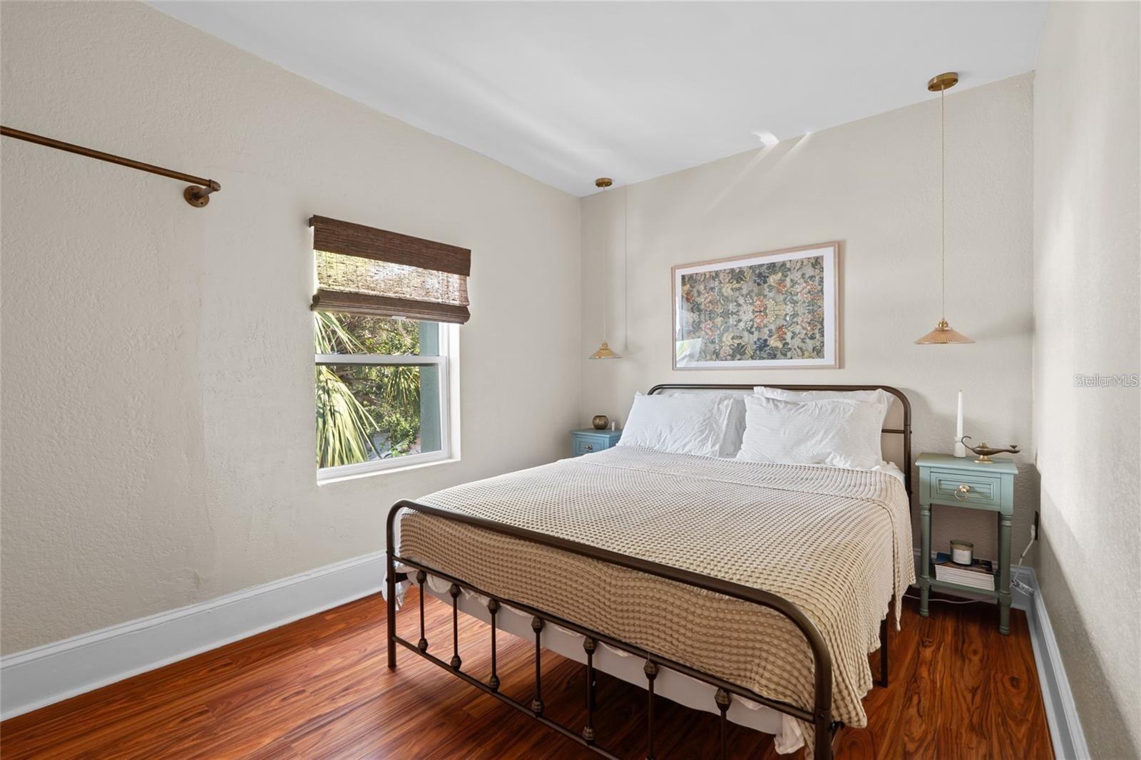 FAIRVIEW PARK - Residential Lease