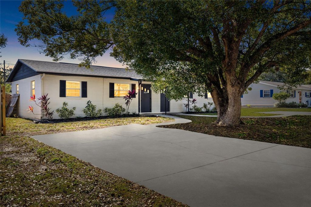 Photo of 38600 Naomi Avenue, Zephyrhills, FL 33542 (MLS # TB8460327)