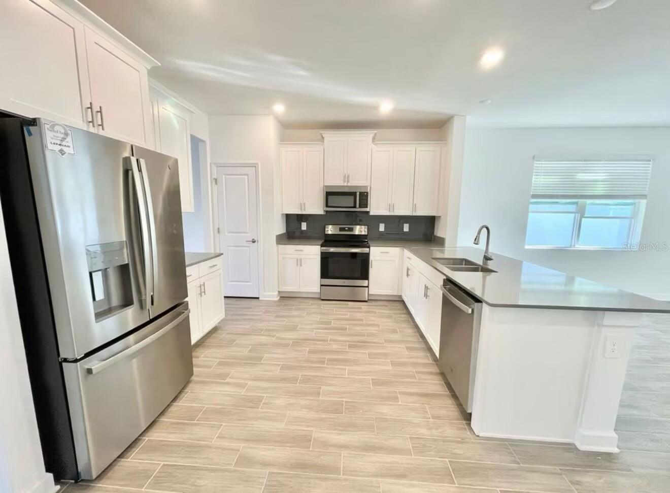 11478 LISTENING DRIVE