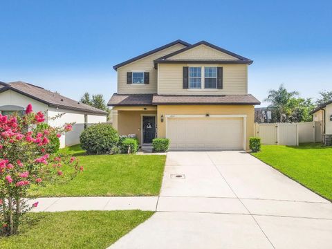 Photo of 1833 Cayman Cove Circle, Saint Cloud, FL 34772 (MLS # S5153660)