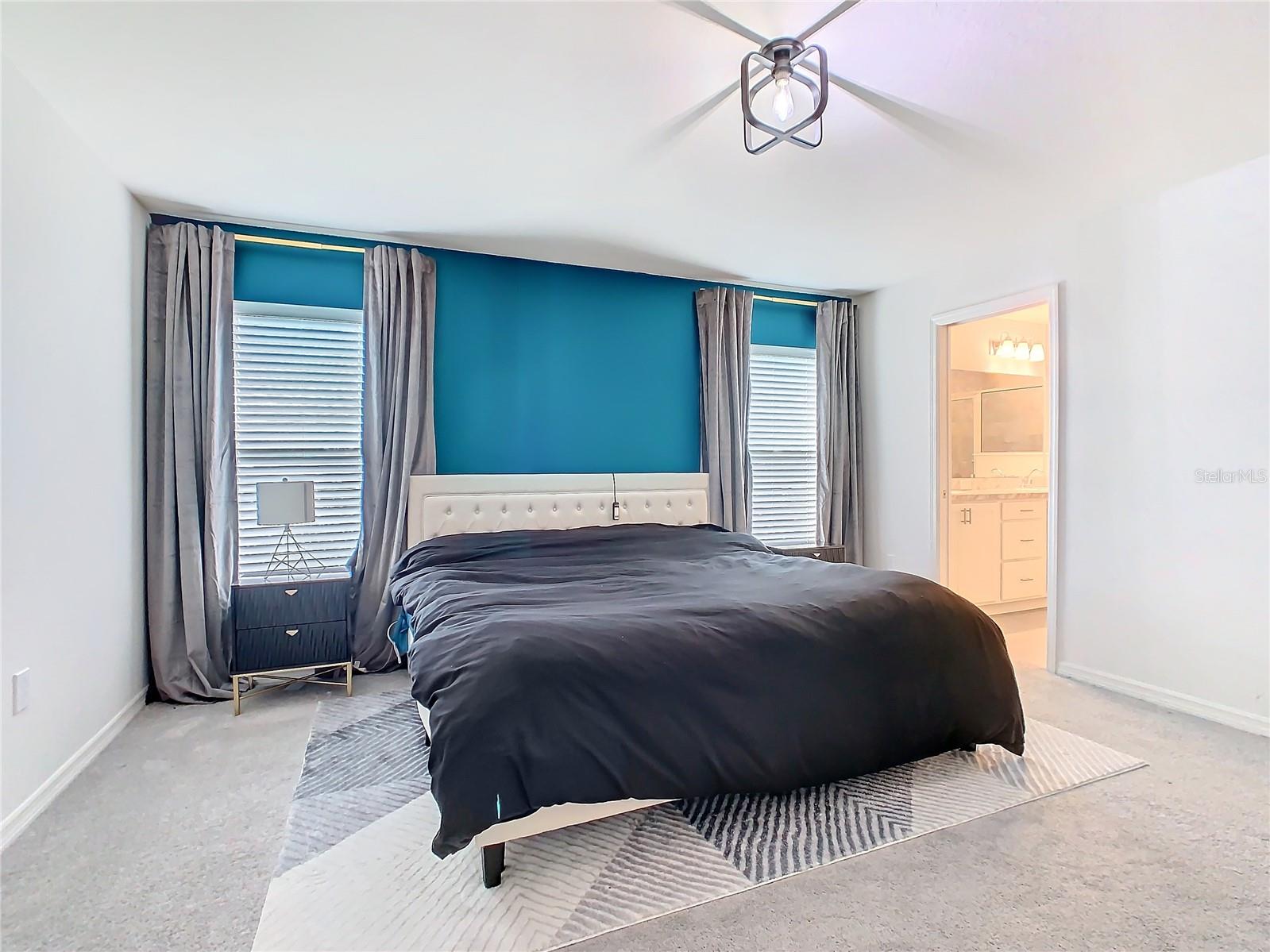 SCENIC BLUFF PH 2 - Residential
