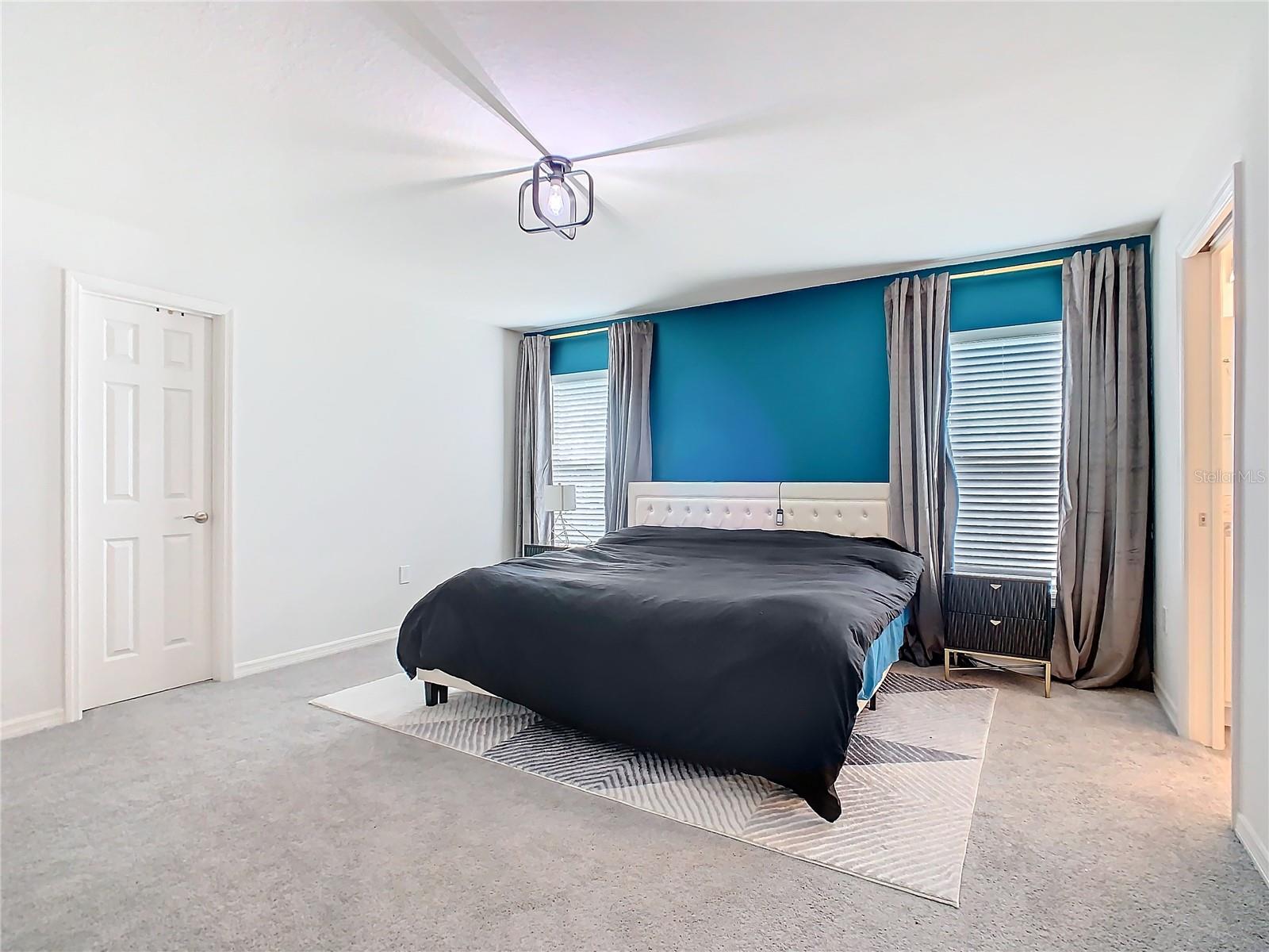 SCENIC BLUFF PH 2 - Residential
