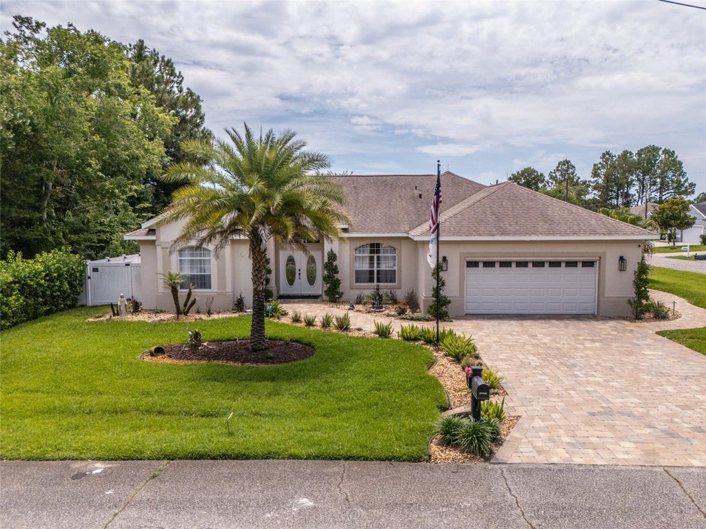 Photo of 2 Felton Place, Palm Coast, FL 32137 (MLS # FC318673)
