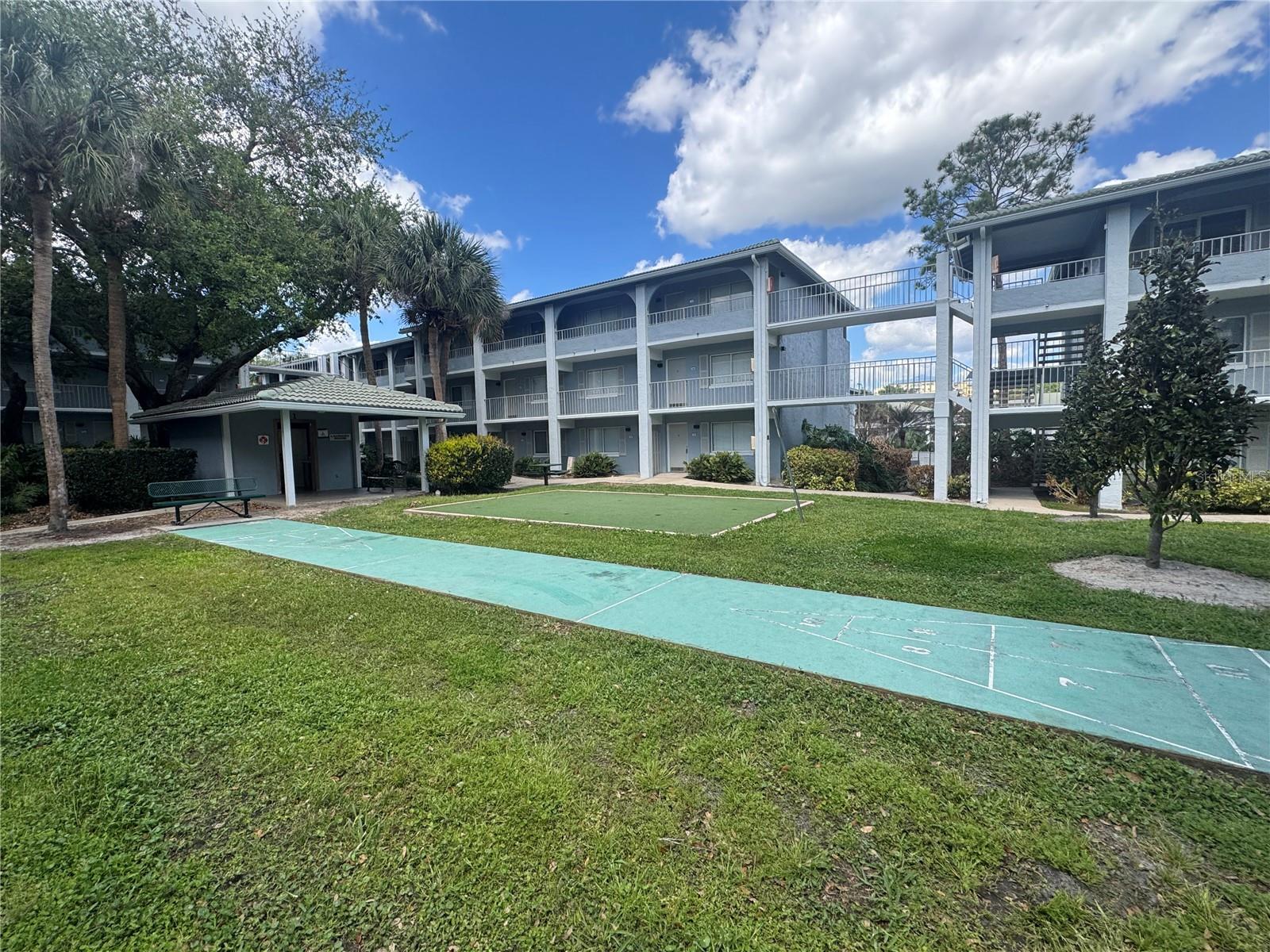 WATERSIDE AT CRANES ROOST A CONDO COMMUNITY - Residential