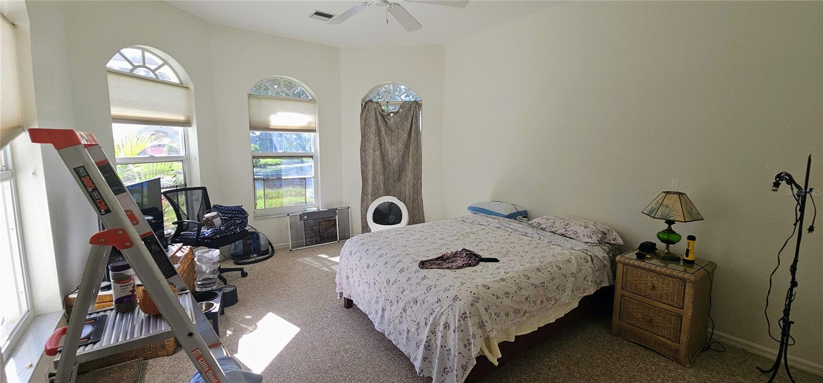 CHESTNUT CREEK MANORS - Residential Lease