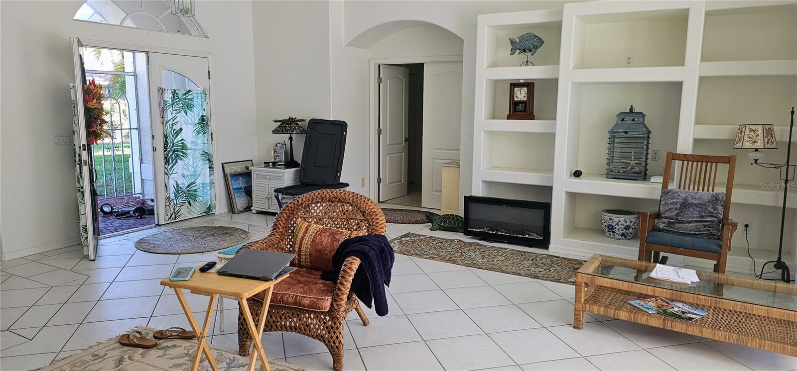 CHESTNUT CREEK MANORS - Residential Lease
