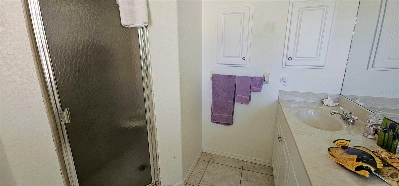 CHESTNUT CREEK MANORS - Residential Lease