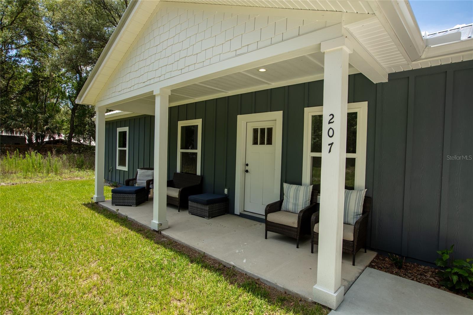 207 N PALMETTO AVENUE