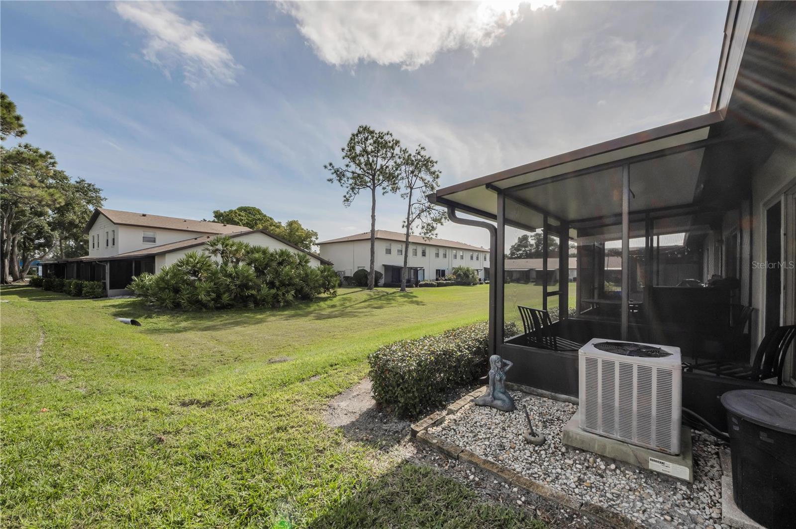 VILLAS AT COUNTRYSIDE - Residential