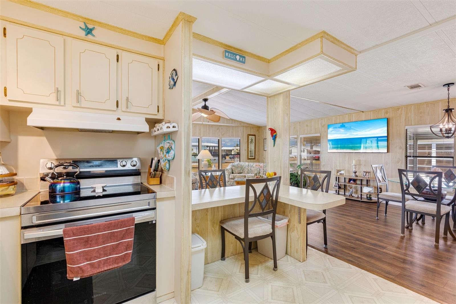 LA CASA MHP CO-OP - Residential