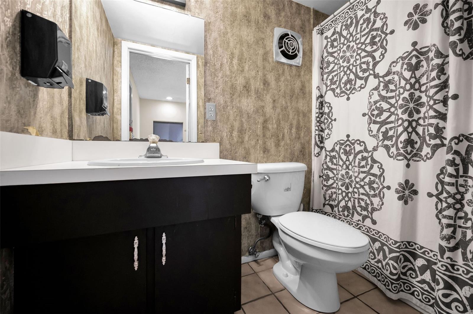 DAVISTA REV MAP OF - Commercial Sale