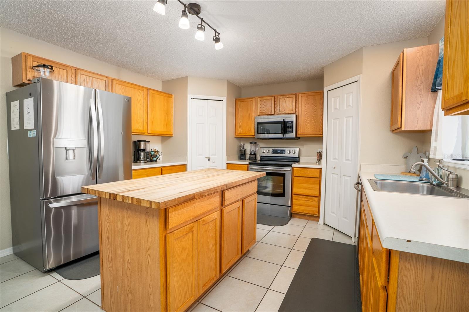 FLORIDA SHORES 07 - Residential