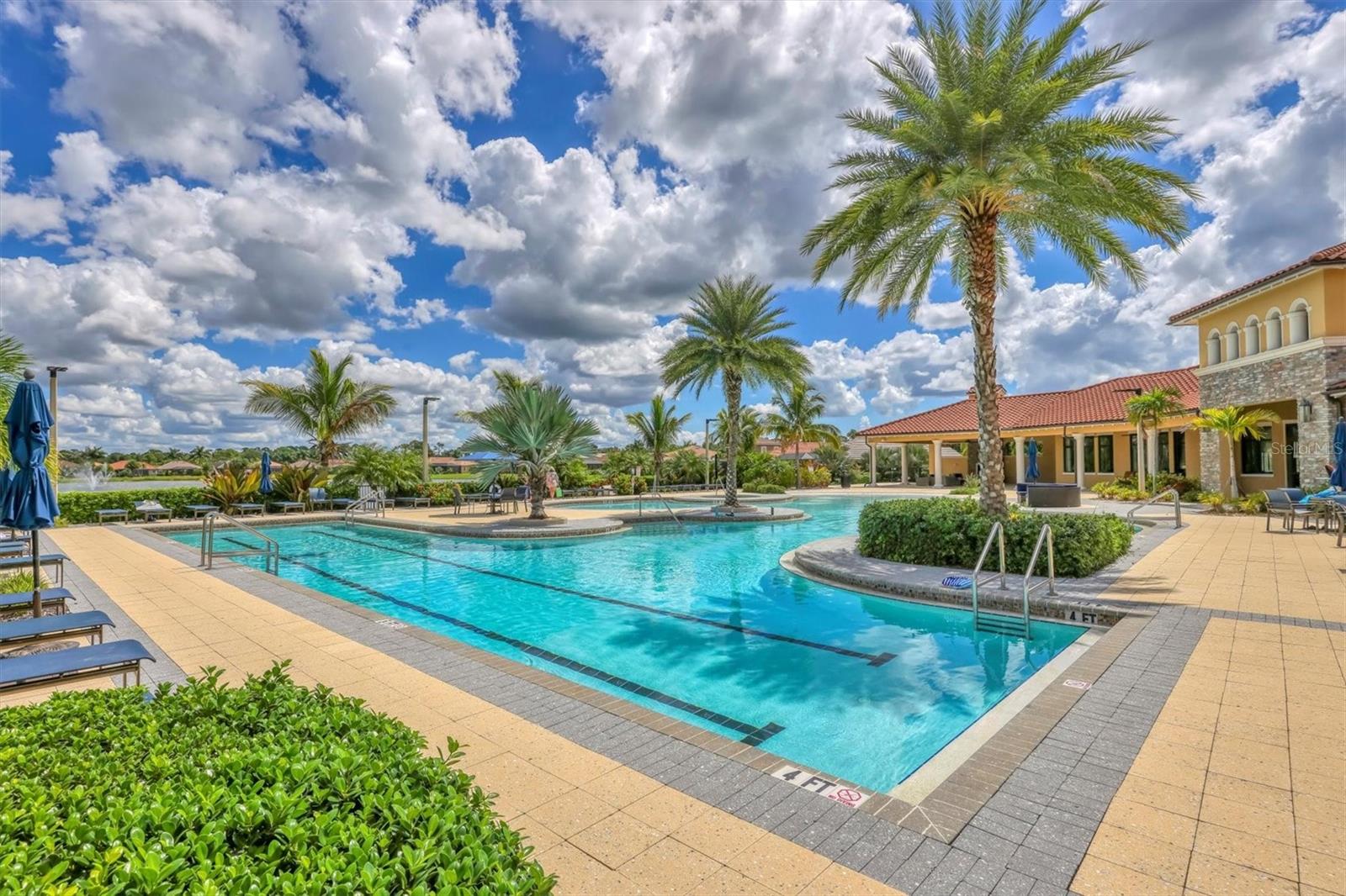 RENAISSANCE/WEST VLGS PH 2B & - Residential