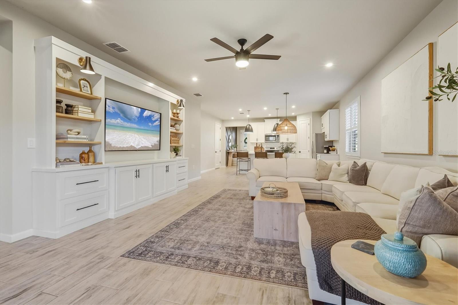 RENAISSANCE/WEST VLGS PH 2B & - Residential