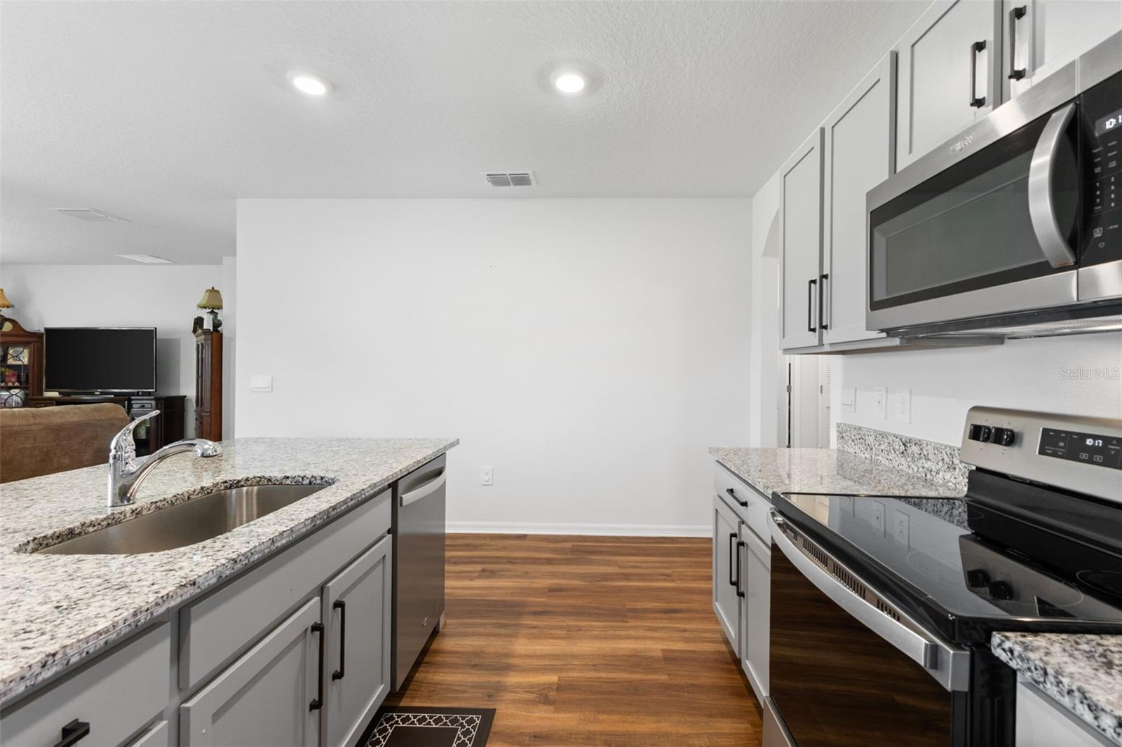 VILLAGES OF GLEN CREEK PH 1B - Residential