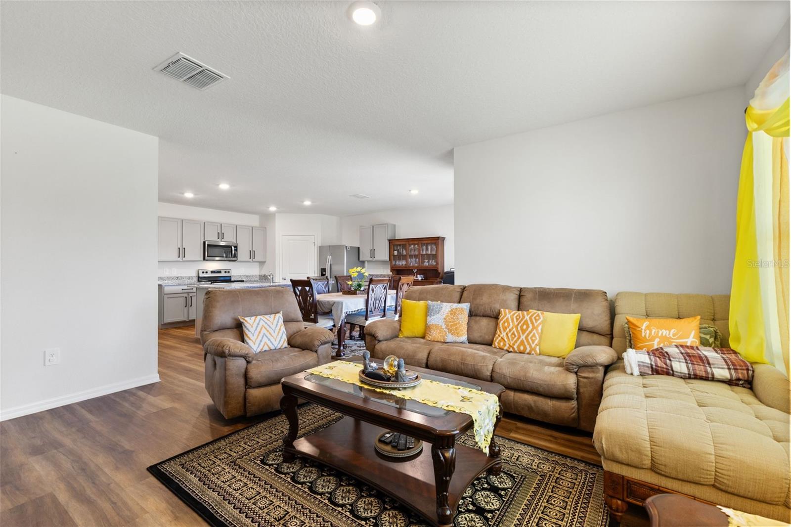 VILLAGES OF GLEN CREEK PH 1B - Residential