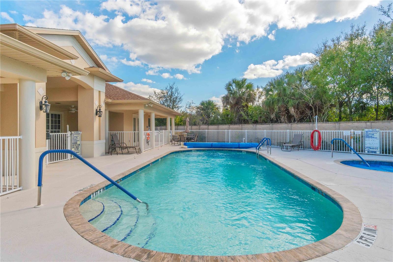 PARK PLACE ESTS/PORT CHARLOTTE - Residential