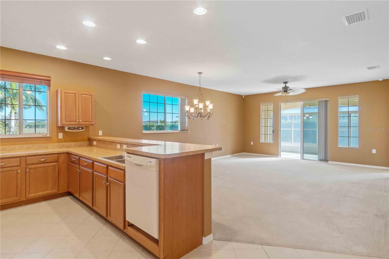 PARK PLACE ESTS/PORT CHARLOTTE - Residential