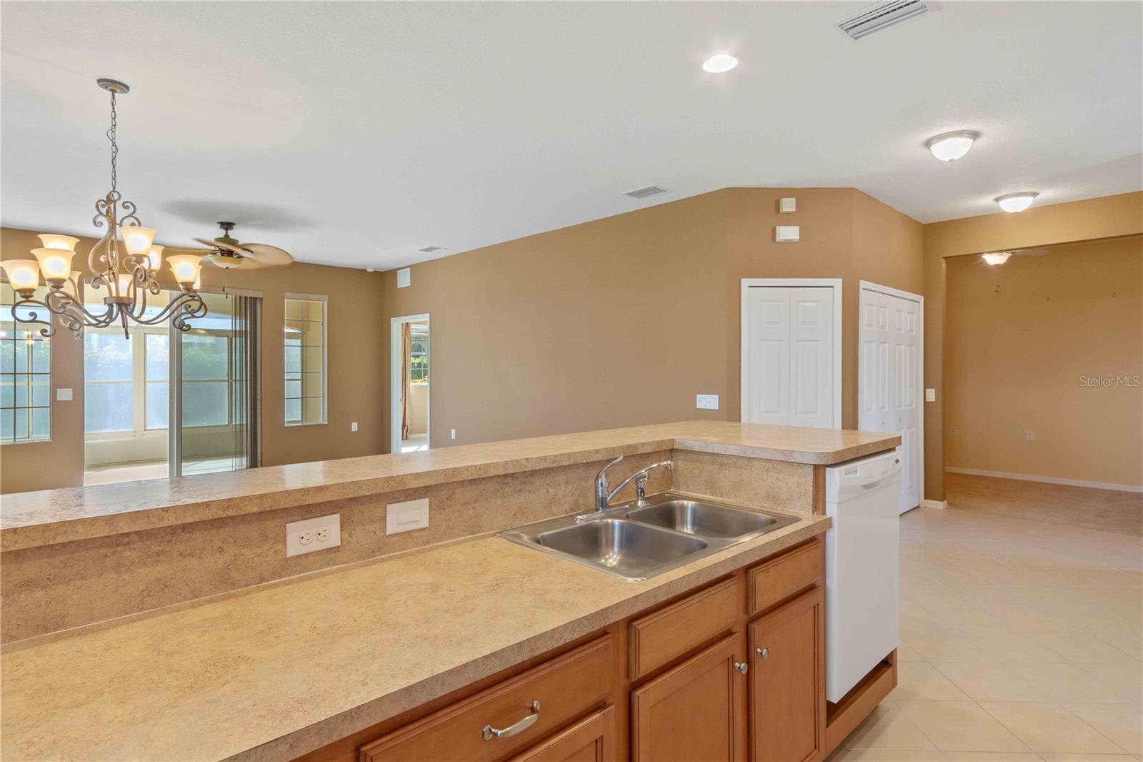 PARK PLACE ESTS/PORT CHARLOTTE - Residential