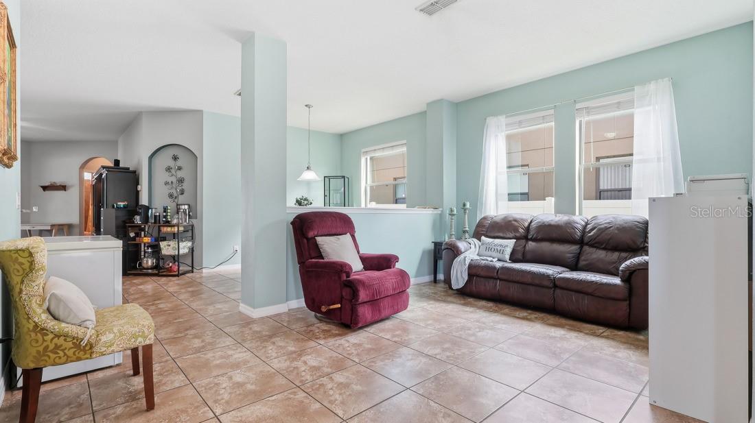 LAGO BUENDIA PH 2 - Residential