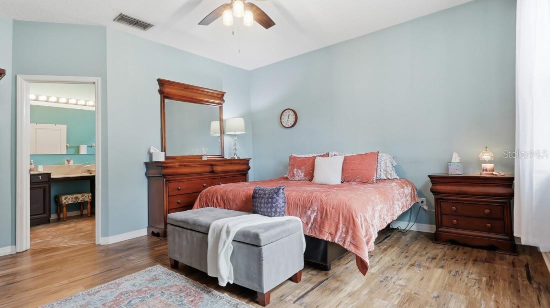 LAGO BUENDIA PH 2 - Residential