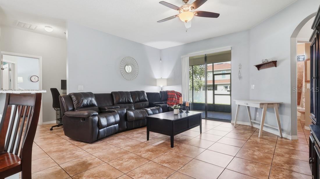 LAGO BUENDIA PH 2 - Residential