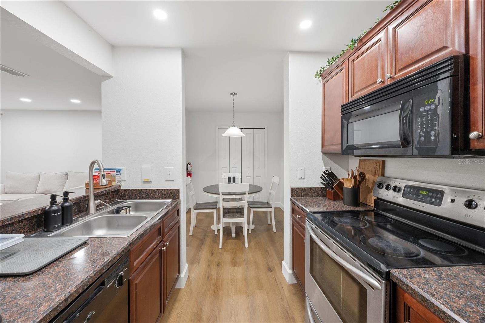 WINDSOR PARK AT GAINESVIL - Residential