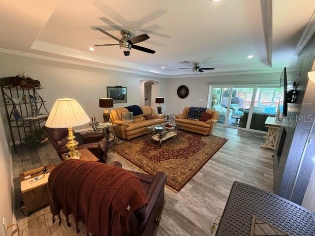 KENILWORTH - Residential