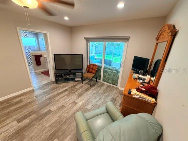 KENILWORTH - Residential