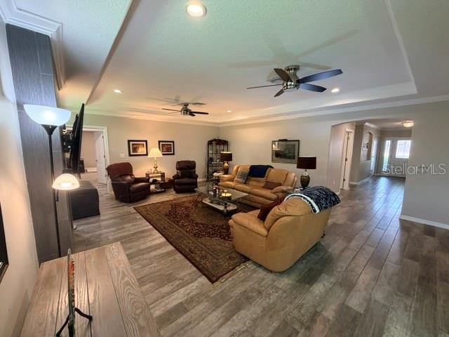 KENILWORTH - Residential