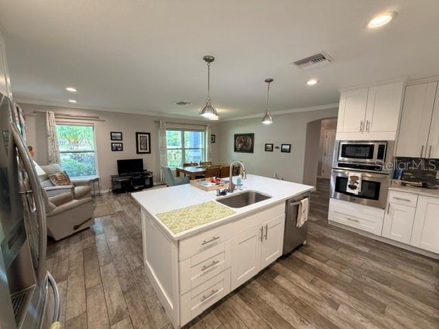 KENILWORTH - Residential