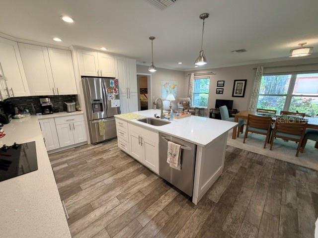 KENILWORTH - Residential