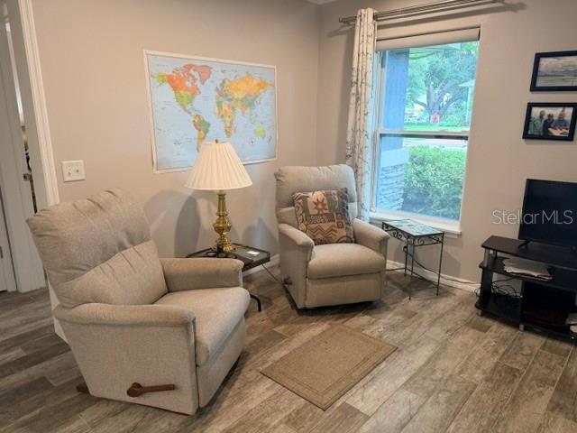 KENILWORTH - Residential